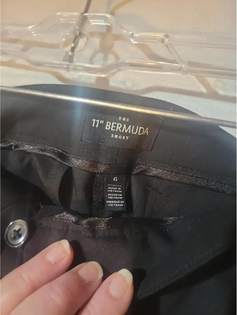 Black Knee-Length Dress Shorts with Back Pockets